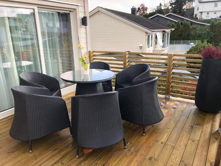 Topp Moderne Suite. Larvik Exterior photo
