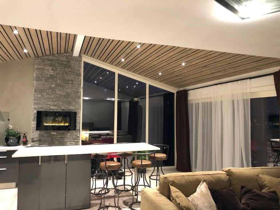 Topp Moderne Suite. Larvik Exterior photo