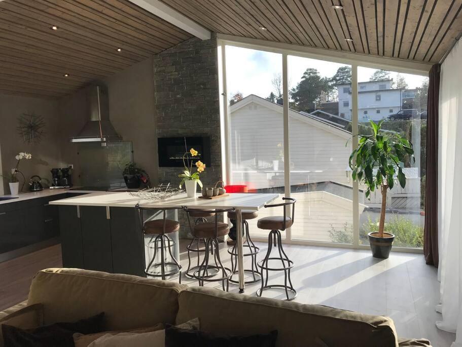 Topp Moderne Suite. Larvik Exterior photo